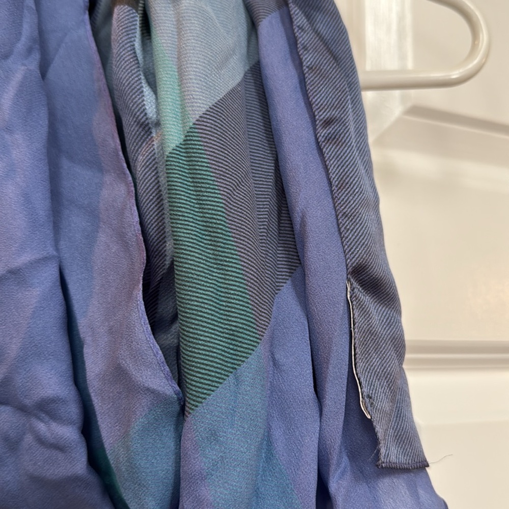 Silk Burberry Mega Check scarf - Picture 6 of 11